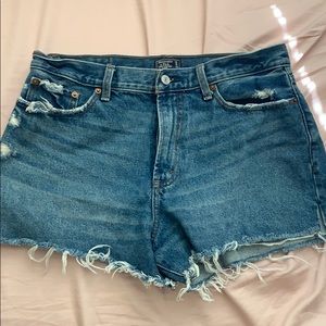 Abercrombie & Fitch Annie High Rise Short